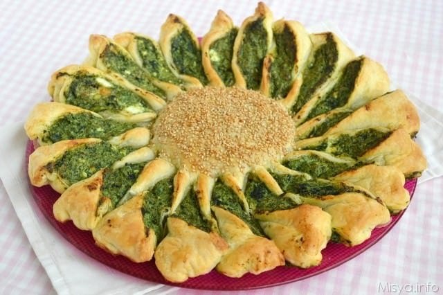 Torta fiore ricotta e spinaci