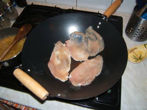 pettopollo.jpg