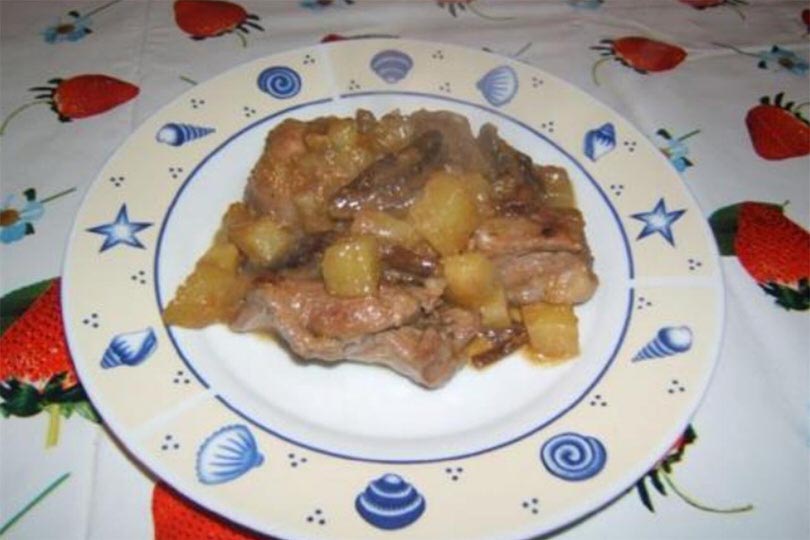 Spezzatino Di Tacchino Patate E Funghi Ricetta Spezzatino Di Tacchino Patate E Funghi Di Misya