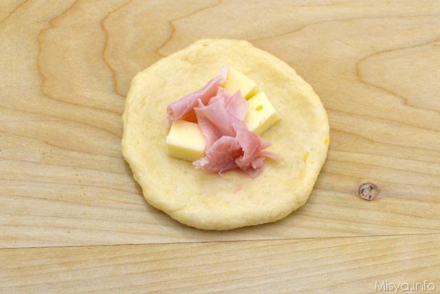 10 farcite con prosciutto e formaggio