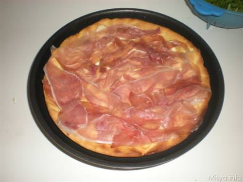 pizzaprosciuttocrudo.JPG