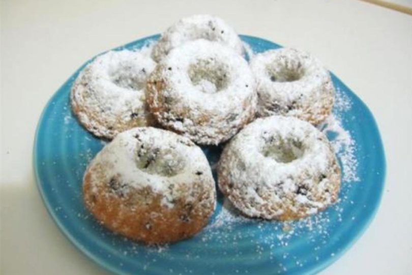 Ciambelline d’albumi e cioccolato