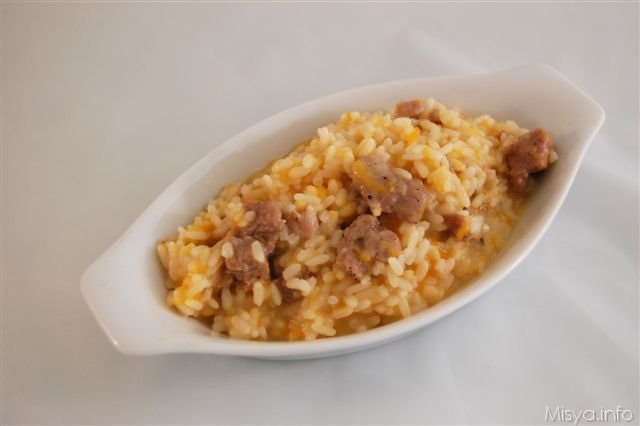 Risotti con salsiccia