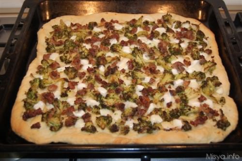 pizzabroccolisalsicce