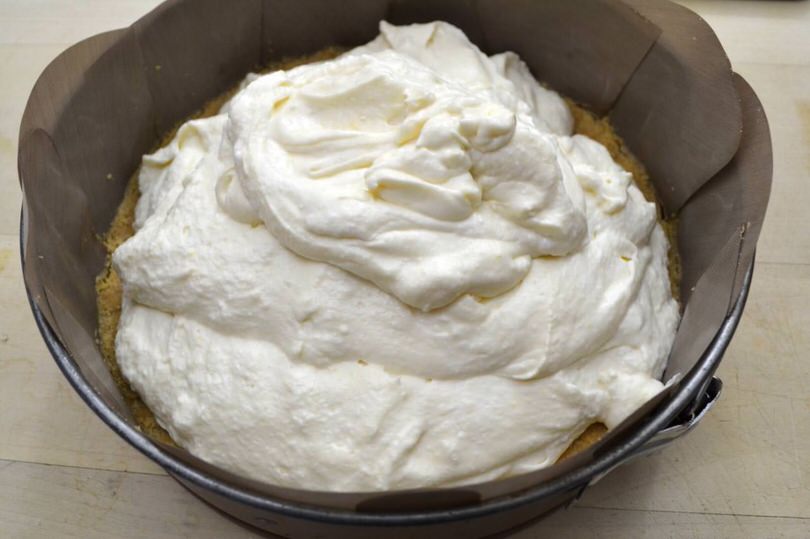 versare nello stampo