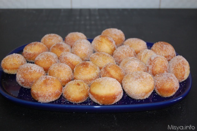 bacetti con lo zucchero