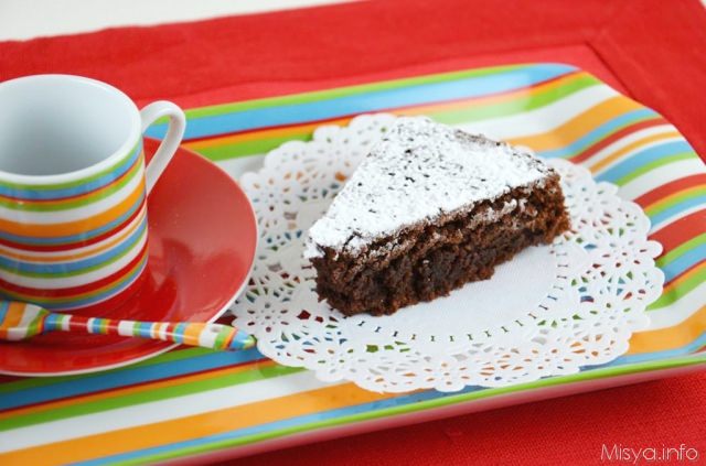 Torta caprese - La ricetta della torta caprese originale ...