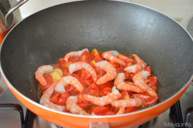 pomodorini e gamberi
