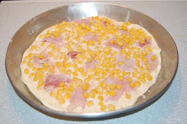 pizza bianca mais e prosciutto