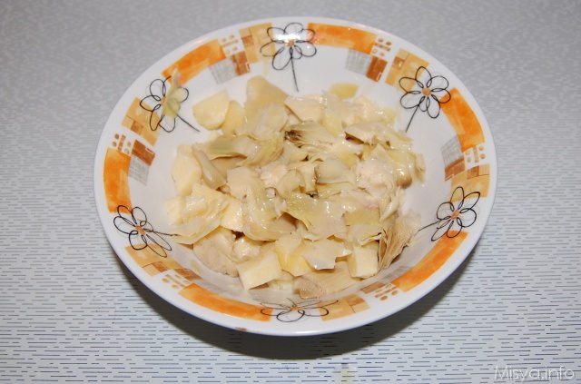 carciofi e formaggio