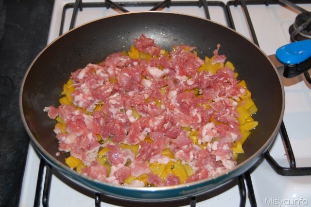 peperoni e salsiccia