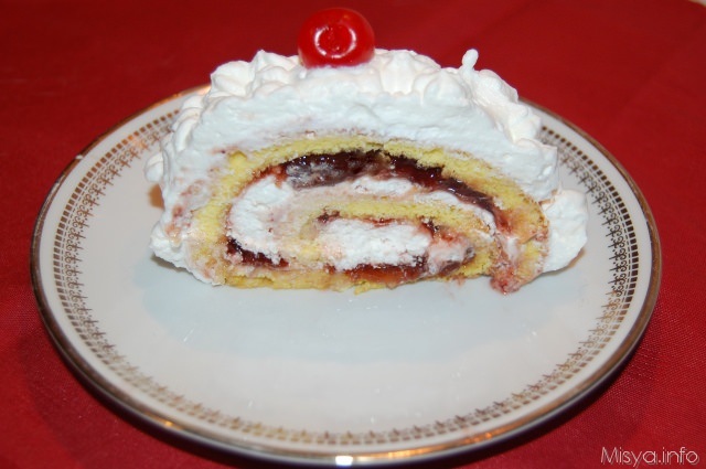 rotolo panna e marmellata