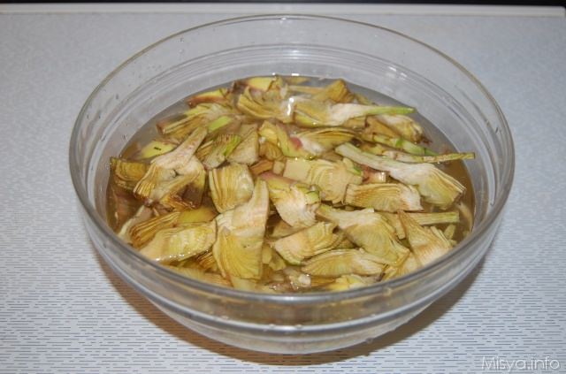 carciofi in acqua e limone