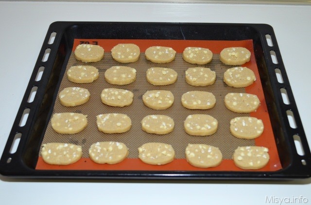 biscotti cioccolato bianco e mandorle