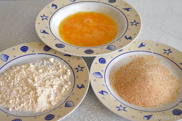 uovo sbattuto farina pangrattato