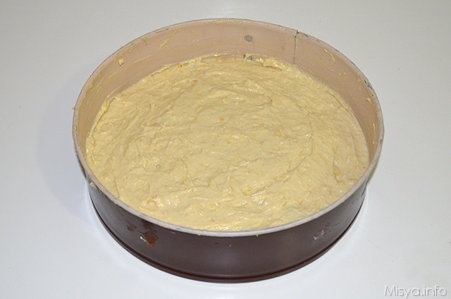 ricoprire livellando la torta rustica ad impasto molle