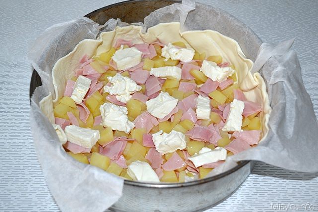 distribuire uniformemente il formaggio