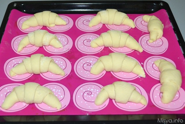 10 Cornetti salati di pasta brioche