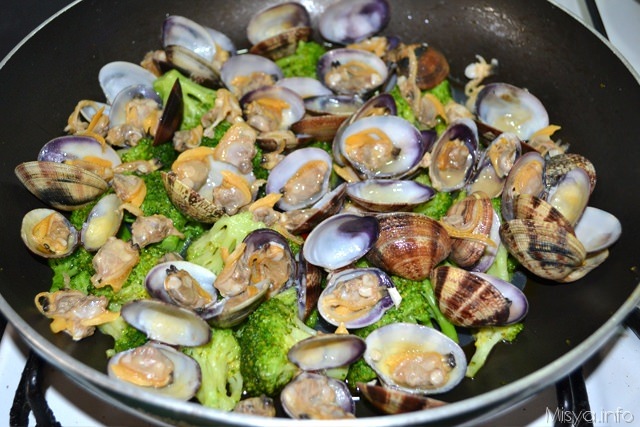 5 broccoli e  vongole