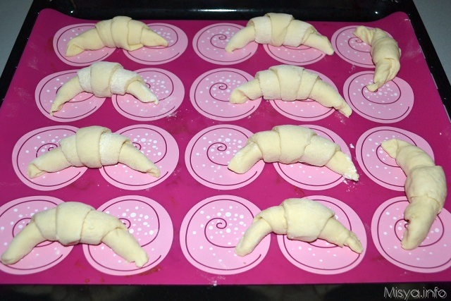 9 Cornetti salati di pasta brioche