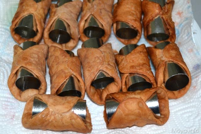10 cannoli siciliani