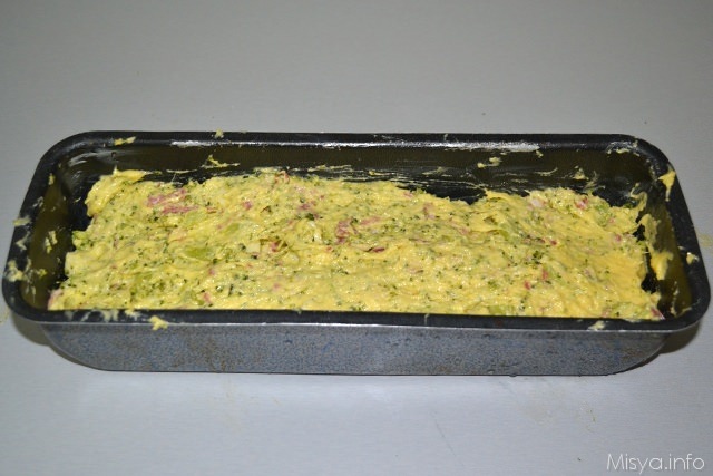 8 plumcake salato salame e broccoli