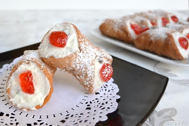 Sicilian cannoli