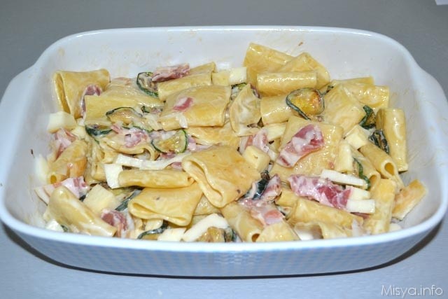 Paccheri Al Forno Con Zucchine E Pancetta Ricetta Paccheri Al Forno Con Zucchine E Pancetta Di Misya