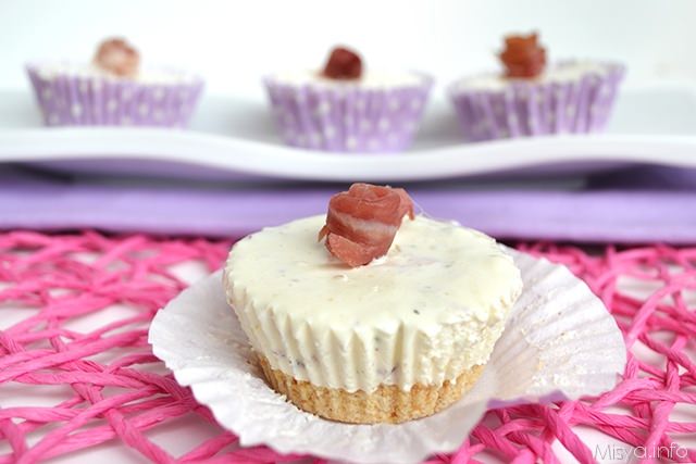 Cheesecake salate-spek e pistacchi