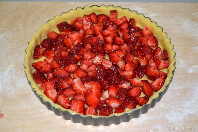 Crostata di fragole con Pasta sable 9