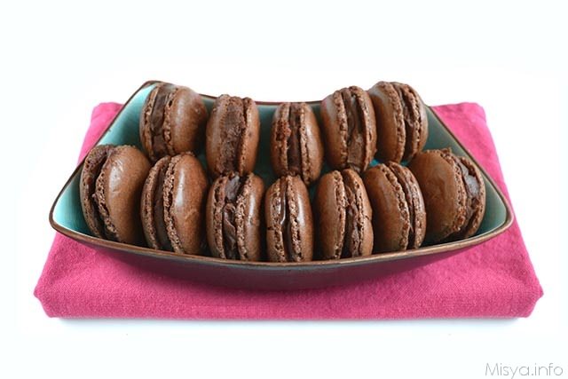 Macarons al cioccolato