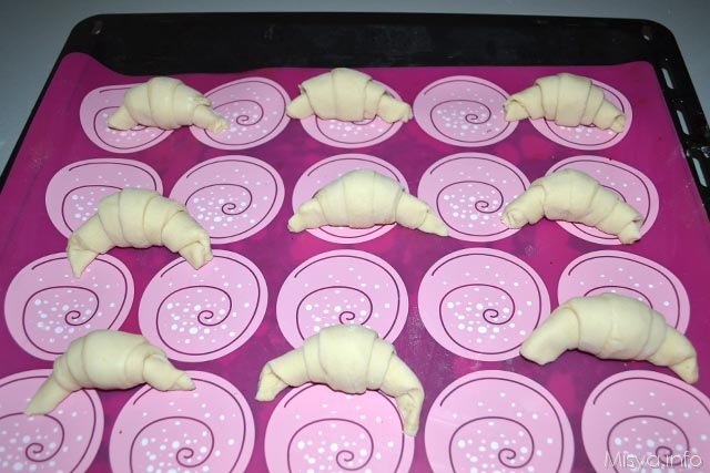 Cornetti con ovetto 12