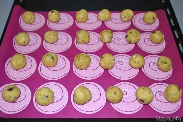 Biscotti salati con frutta secca 9