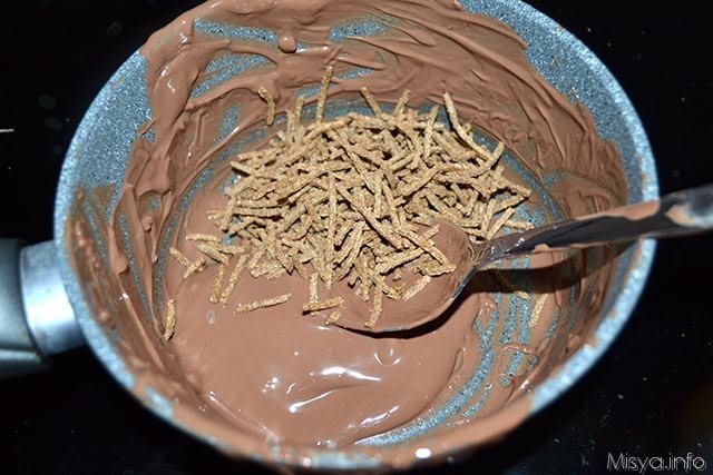 Nidi di cioccolato e cereali 3