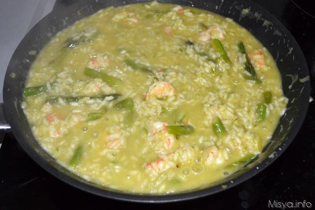 15 Risotto con asparagi e gamberi