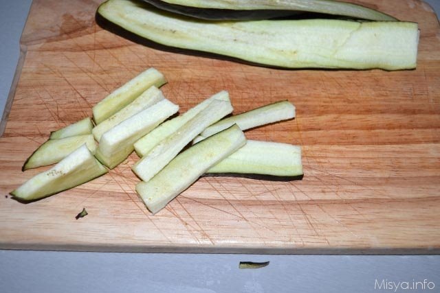 7 tagliare melanzane