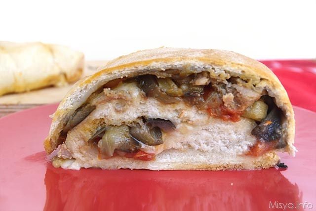 Cornettone-salsicce-e-melanzane