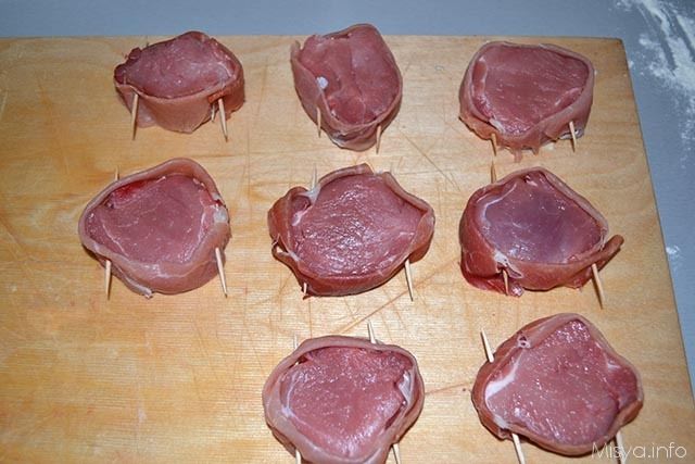 Filetto di maiale con prosciutto e mele 2