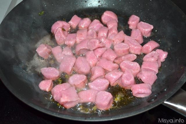 Gnocchi di ricotta e barbabietole 13