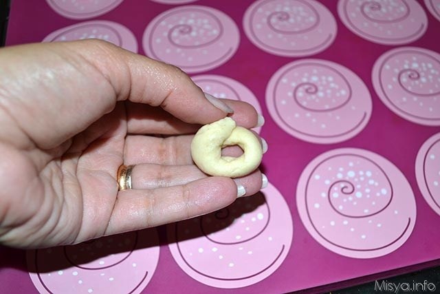 Tarallini alle mandorle 7