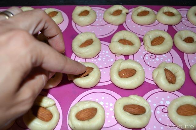 Tarallini alle mandorle 9