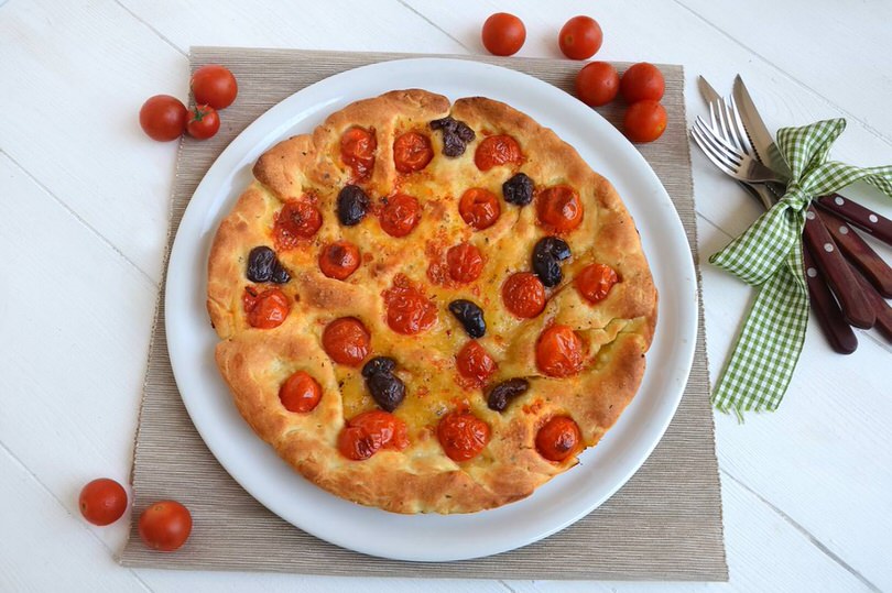 Focaccia barese - Ricetta di Misya