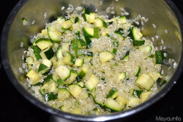 » Risotto con zucchine e philadelphia - Ricetta Risotto ...