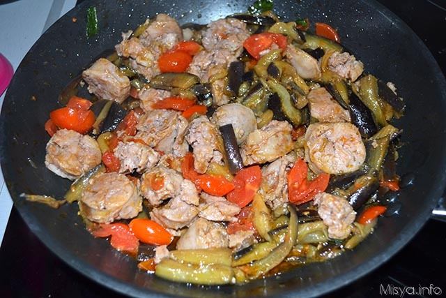 14 aggiungere salsiccia