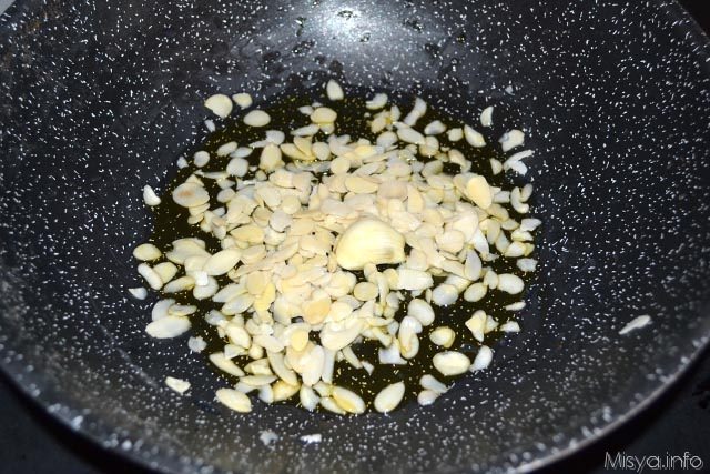 Pasta con mandorle e cozze 6