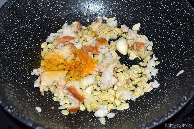 Pasta con mandorle e cozze 9