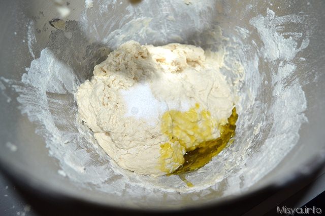 Focaccia con patate e pancetta 3