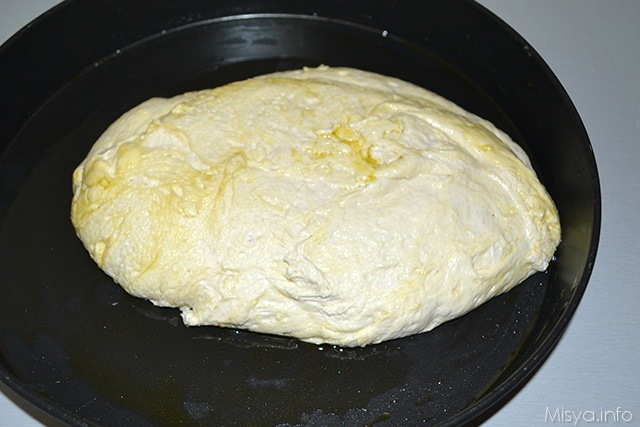 Focaccia con patate e pancetta 9