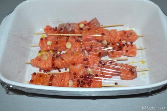 Spiedini di salmone al pepe rosa 5