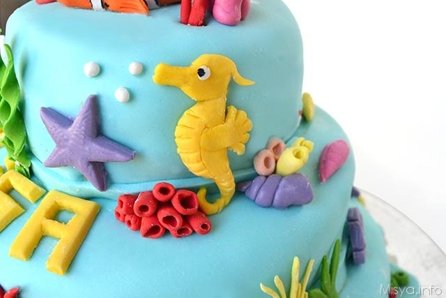 torta di nemo a 3 piani - particolare 1